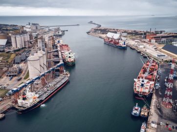 Puerto Quequén: designaron a un presidente interino en medio de una fuerte pelea política