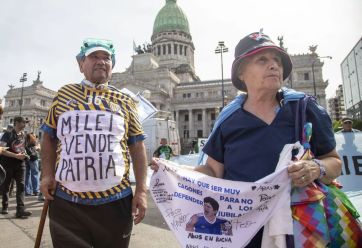 Presupuesto 2026: sesión tensa en Diputados y enfrentamientos entre manifestantes y policías