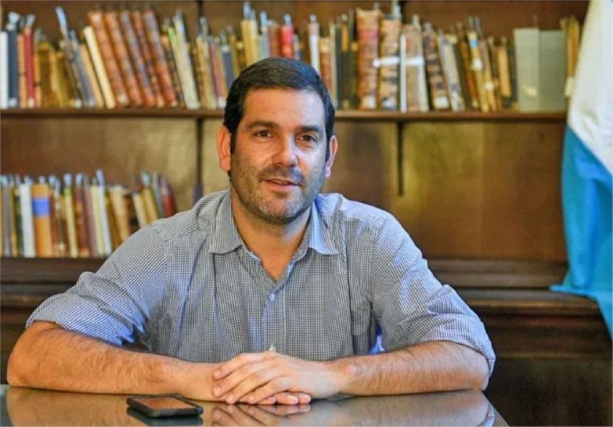 Intendente y sus funcionarios se reducen el sueldo por “austeridad y responsabilidad”