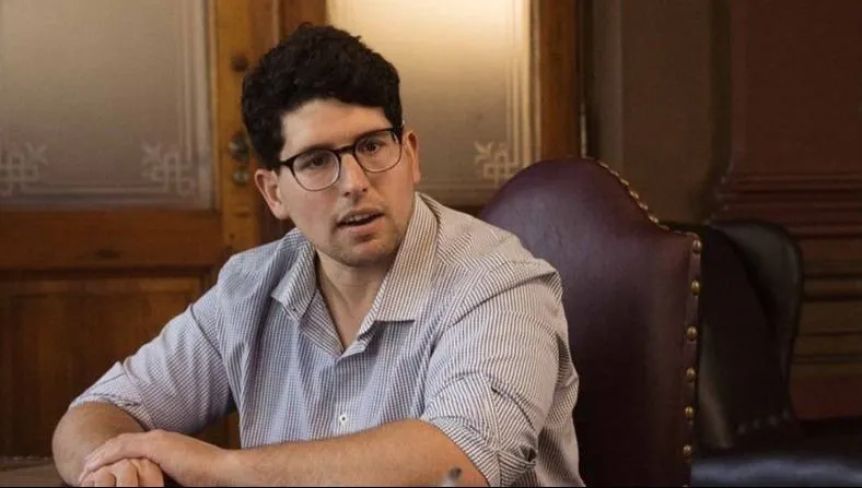 “Municipios y coso”: picante réplica de un intendente UCR a Bullrich y Adorni