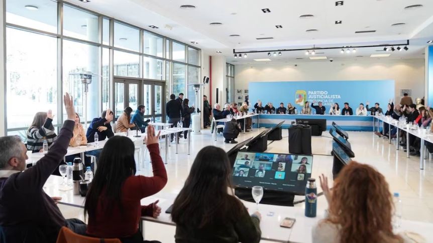Junta electoral del PJ bonaerense: aprobaron el padrón para las elecciones