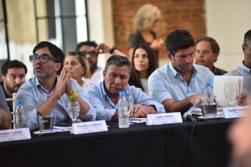 Unidos para crecer: alcaldes de muchos colores impulsaron un Foro para el desarrollo