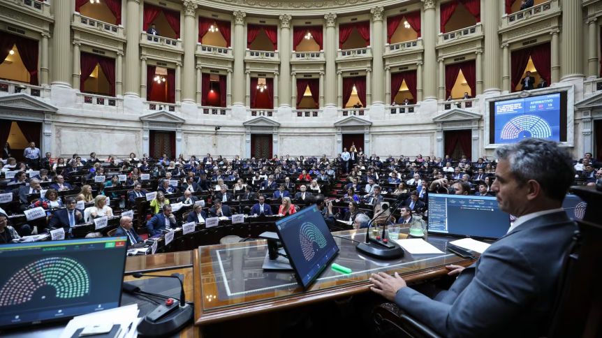 Reforma Laboral: el Gobierno promete eliminar el polémico artículo sobre las licencias médicas