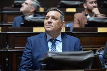 Policía Bonaerense: un nuevo foco de incendio