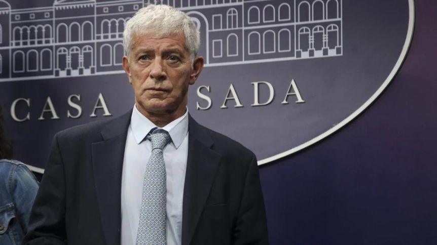 Cuneo Libarona se saca el traje de ministro y el Gobierno define a su sucesor