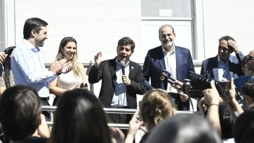 Kicillof no mira atrás: “Estoy construyendo una alternativa sin espejo retrovisor”