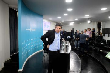 Reforma electoral: Kicillof responsabiliza a Milei y pone suspenso a los tiempos en PBA