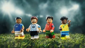Messi, Ronaldo, Mbappé y Vinicius Jr. se reúnen en un divertido spot de LEGO