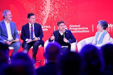 Entre la diplomacia y la política: el saldo del viaje de Kicillof a España