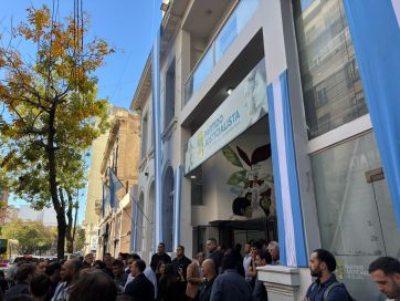 Kicillof reunió al consejo del PJ: afiliaciones y formación política en un contexto de crisis