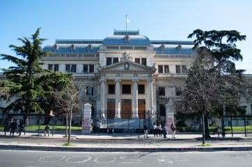 Intendentes presionan en la Legislatura para manejar el 100% del fondo municipal
