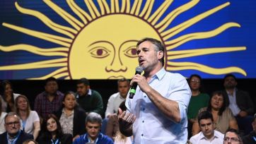 Portos deja el Ministerio y vuelve al territorio: se calienta la escena política pilarense