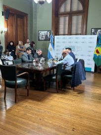 Lago quedó al frente de Legislación General pero un camporista se abstuvo de votar