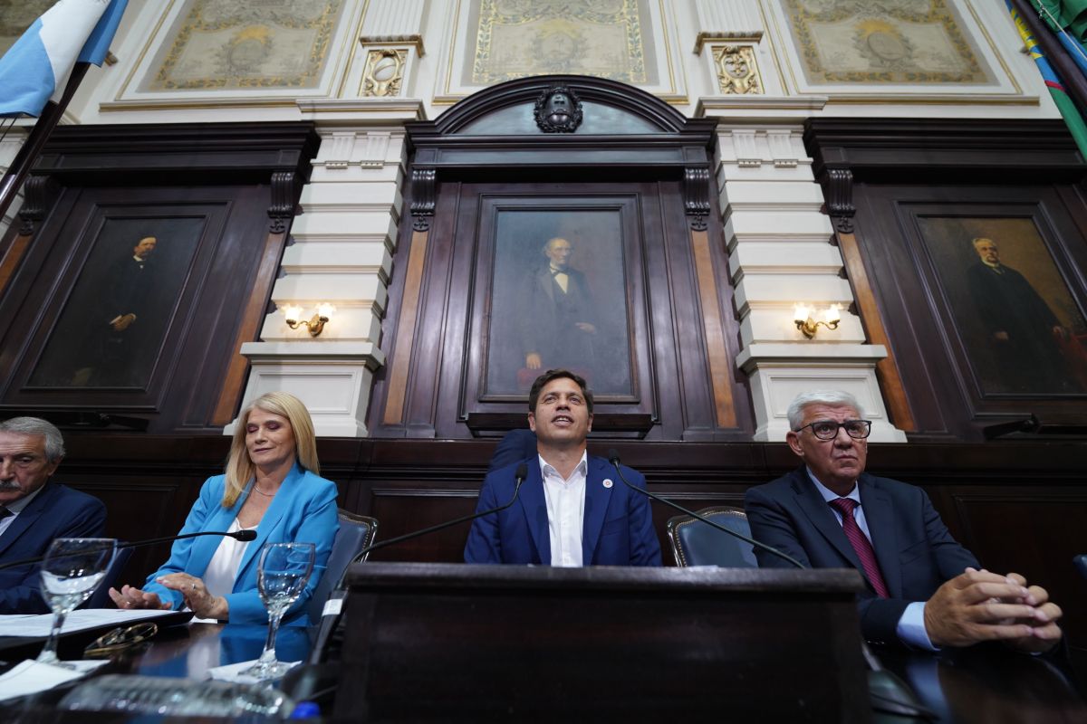 En la Gobernación le esquivan al conflicto en la Legislatura y apuran proyectos de Kicillof