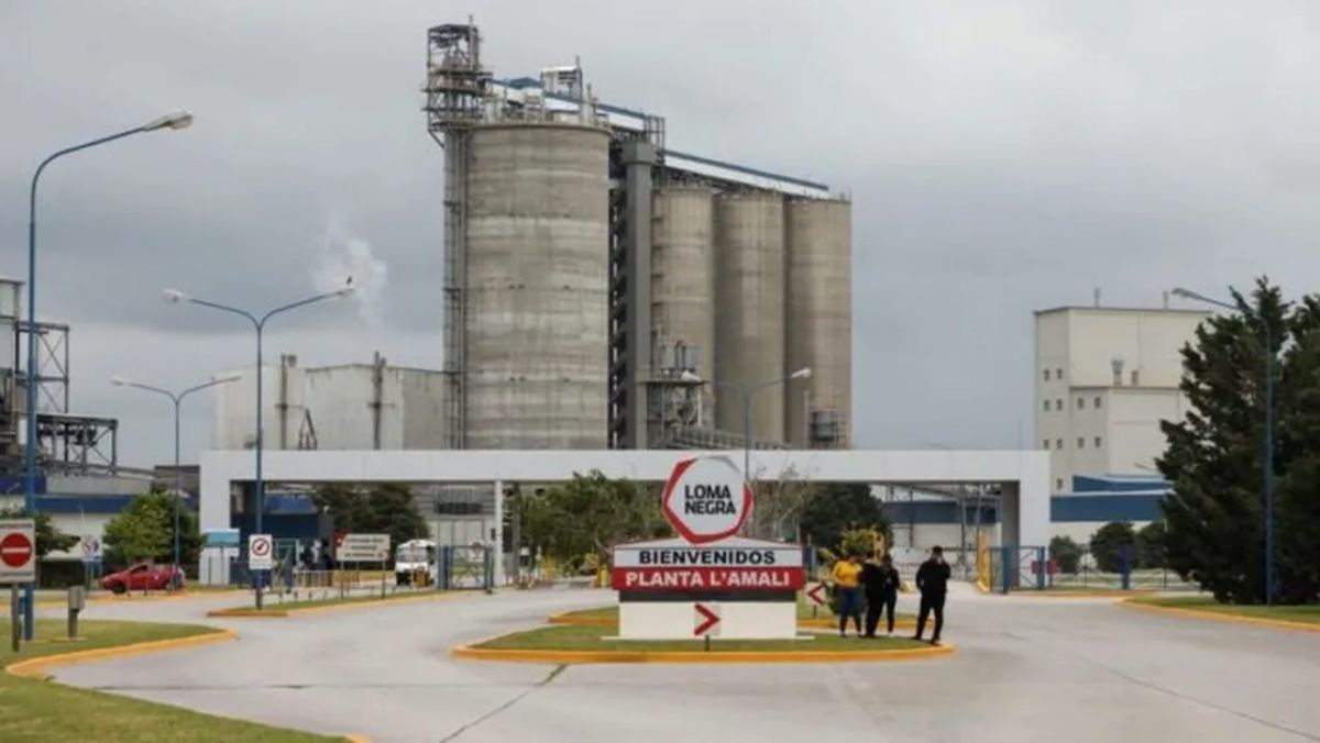 Sin producción hasta noviembre: Loma Negra apaga su horno y crece la incertidumbre