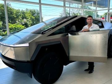 Quintar y su Tesla Cybertruck: cuánto cuesta traerla a la Argentina y por qué se multiplica el precio