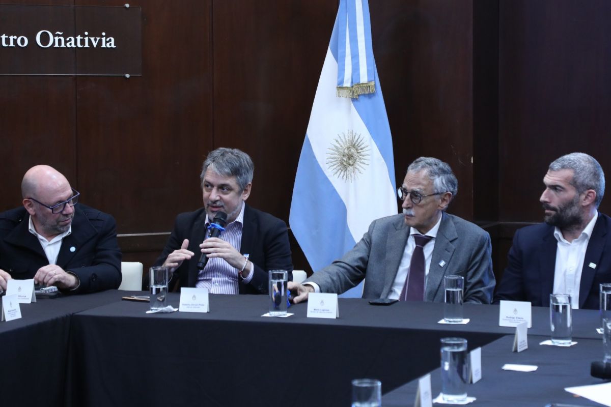 Nación contraataca y acusa una deuda millonaria de Kicillof con los hospitales SAMIC