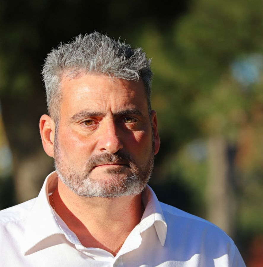 Detuvieron a un delegado de Migraciones por presuntos delitos de fraude y falsificación