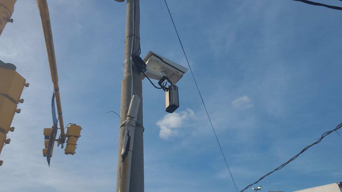 Cámaras de seguridad: dos empresas se disputan la millonaria licitación del sistema
