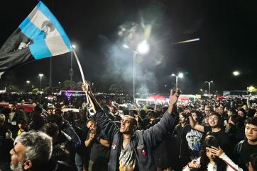 El país salió a la calle para despedir al ídolo