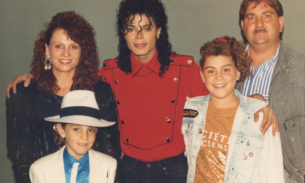 Gavin Arvizo, el niño que acusó a Michael Jackson de abuso sexual, vive una vida discreta y alejada de los reflectores