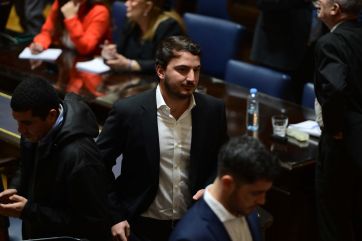 Enroque libertario trabado: Romo sigue como presidente de bloque y Osaba espera
