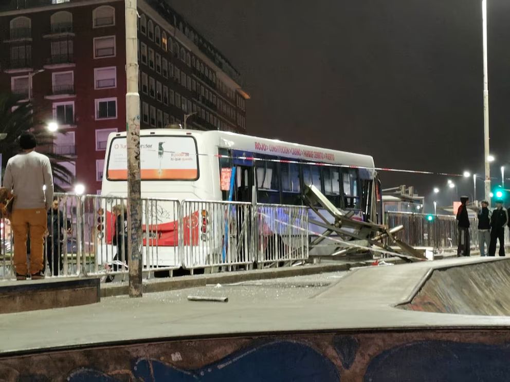 Tragedia en Mar del Plata: un colectivo atropelló a varias personas y mató a una
