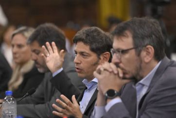 La crisis de los créditos se metió en la agenda política de Kicillof y los intendentes