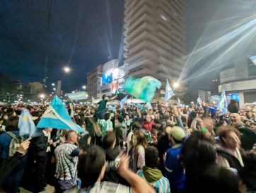 En los municipios se festejó fuerte la clasificación a la final de la Scaloneta