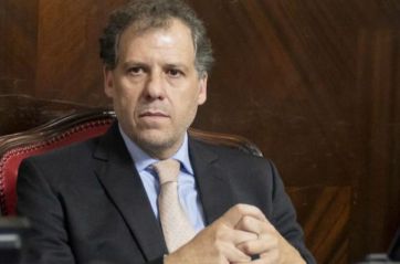 Un sillón tironeado por libertarios y el PRO espera colarse en la sesión del Senado