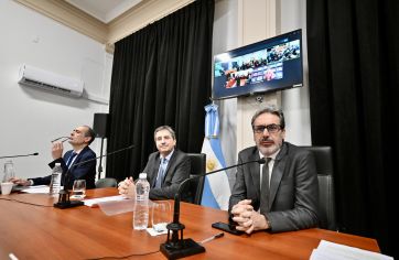 Ramos Padilla defendió las PASO y pidió preservar el financiamiento público de las campañas
