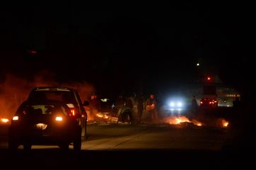 Restablecen el servicio en La Plata tras el incendio, pero aún hay barrios sin luz