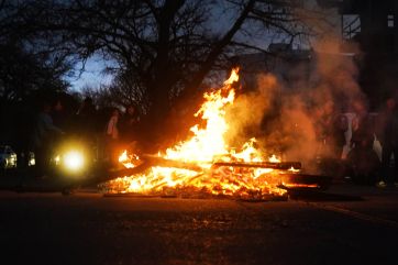Restablecen el servicio en La Plata tras el incendio, pero aún hay barrios sin luz