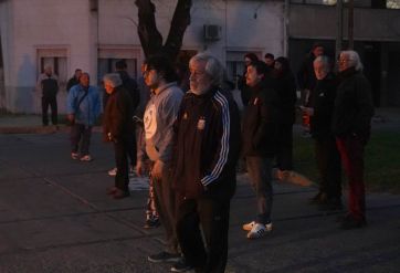 Restablecen el servicio en La Plata tras el incendio, pero aún hay barrios sin luz