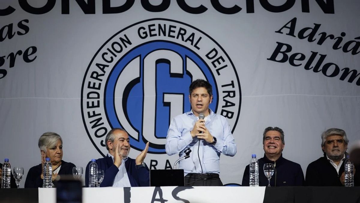 Kicillof hizo pie en Chaco: acto con la CGT, reunión con alcaldes y dardos contra Milei