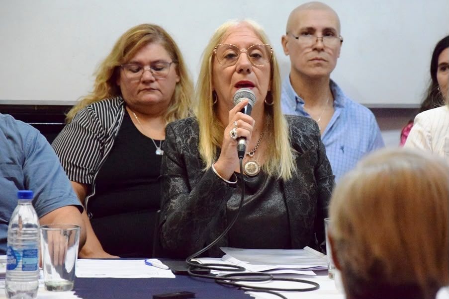 Docentes bonaerenses vuelven a la carga y exigen reabrir la paritaria