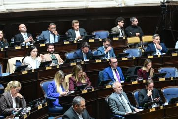 Libertarios presionan a Kicillof para que acepte fuerzas federales en la Provincia