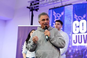 La juventud libertaria mostró músculo en Morón, pero la interna se metió en el congreso