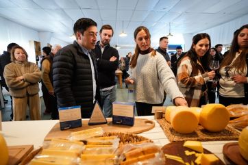 Un intendente anunció su candidatura a Gobernador y continuó con sus recorridas por distritos