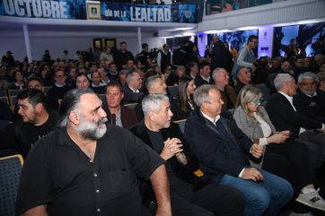 La CGT pidió unidad en un acto con mensaje de Kicillof y presencia del MDF