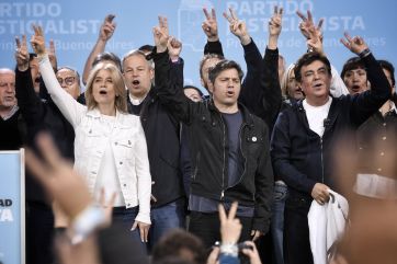 Kicillof mira a la Rosada: pidió 