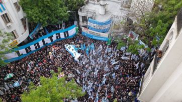 De Chaco al balcón de San José 1111: el kirchnerismo volvió a bancar a Cristina