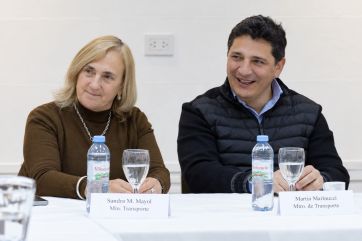 Las lanchas que transporten pasajeros deberán estar inscriptas en un registro único