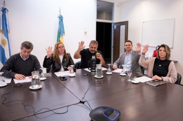 El nombre de un puerto desató una insospechada polémica entre legisladores 