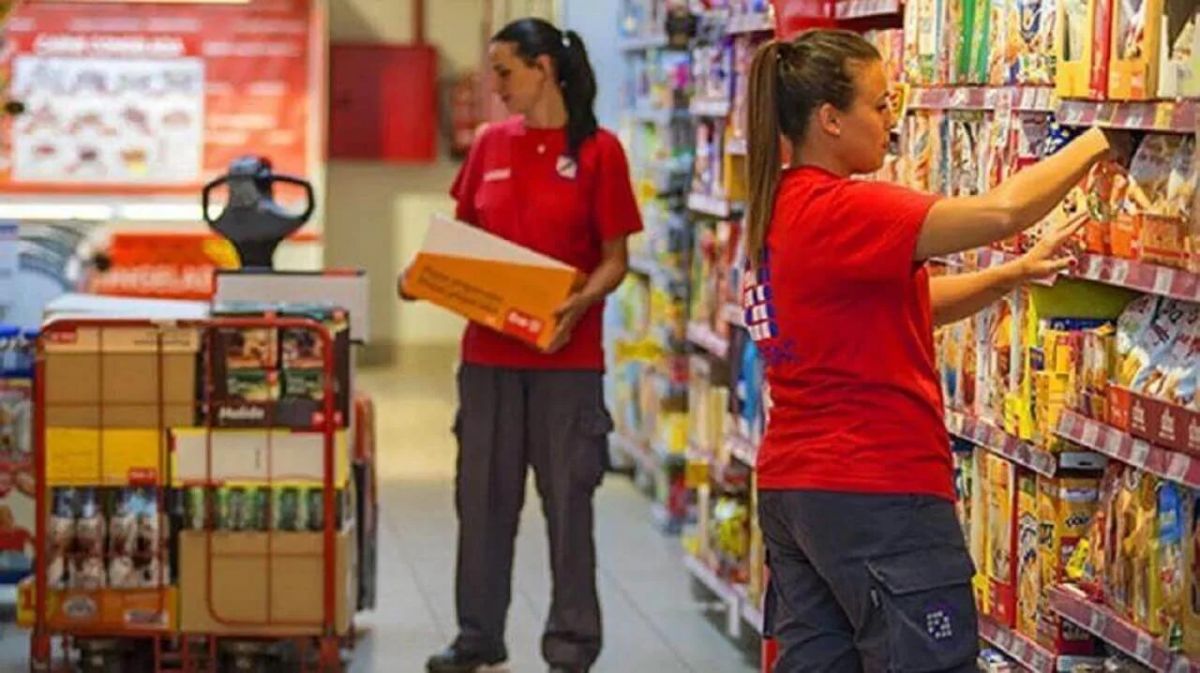 Acuerdo entre empresarios, comerciantes y gremios para un nuevo aumento salarial