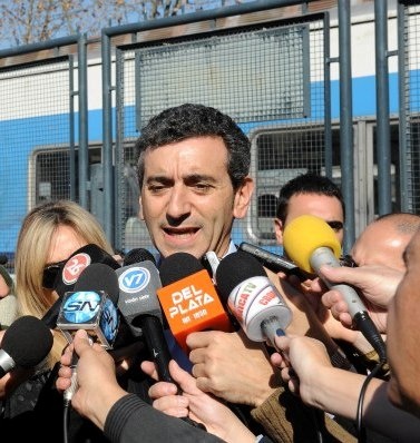 Randazzistas le dieron la firma a Scioli