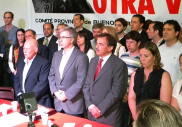 En una noche caliente, asumieron autoridades
