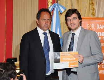 Lucas Ghi ahora elogia a Scioli