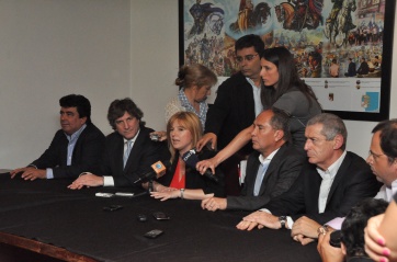 PJ: Apoyo a CFK y convocatoria a acto 9D