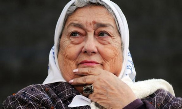 Hebe de Bonafini evoluciona favorablemente